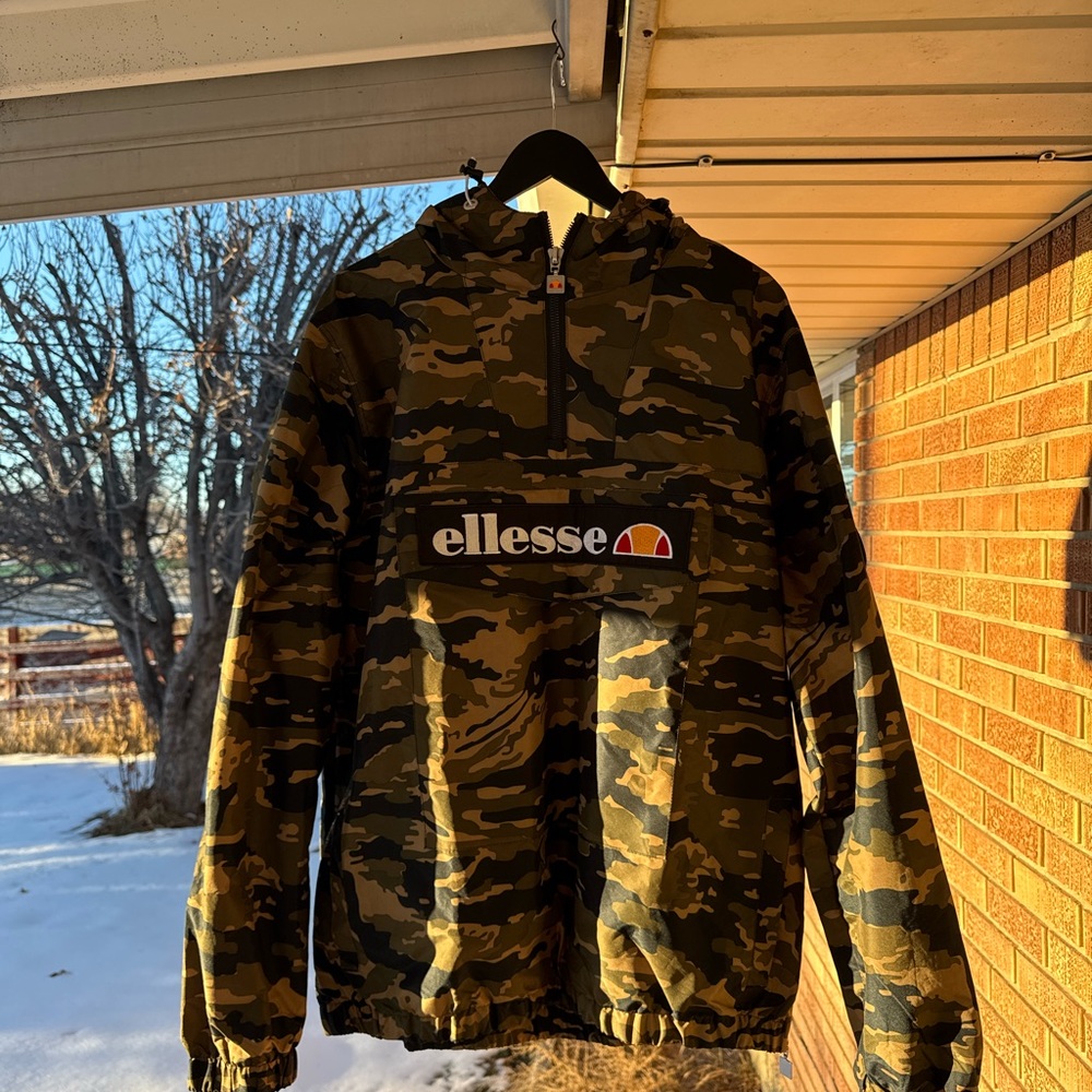 Ellesse Camouflage Windbreaker Jacket Mont 2